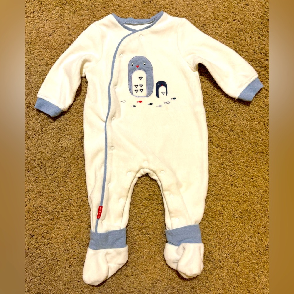 Sucre d’Orge One Piece Velour Romper with snap front. Size 9 months.